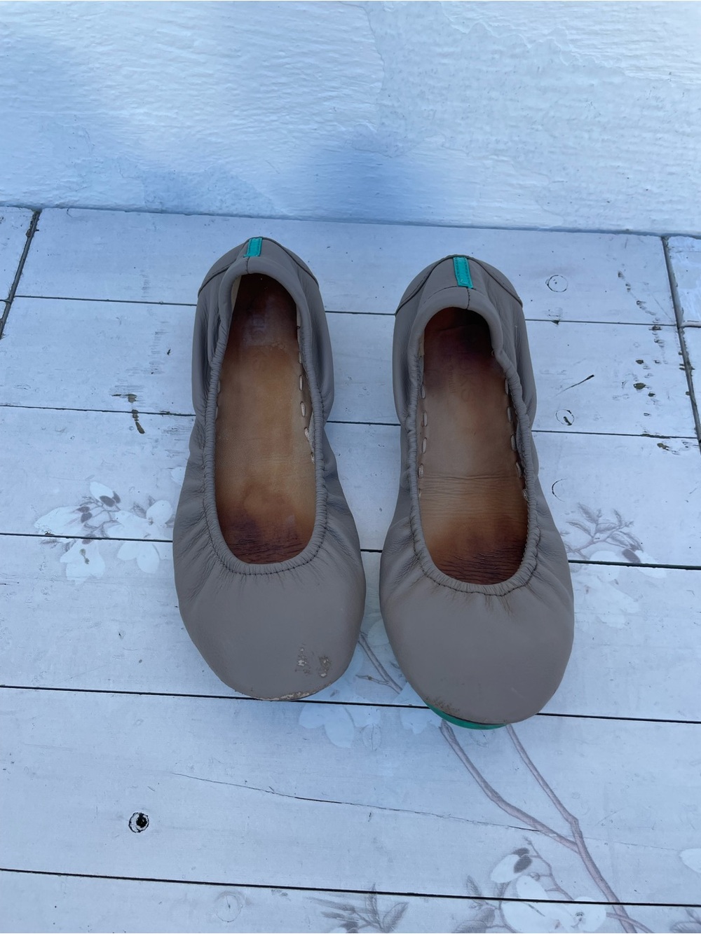 Tieks Taupe Ballet Flats with Teal Heel Tab